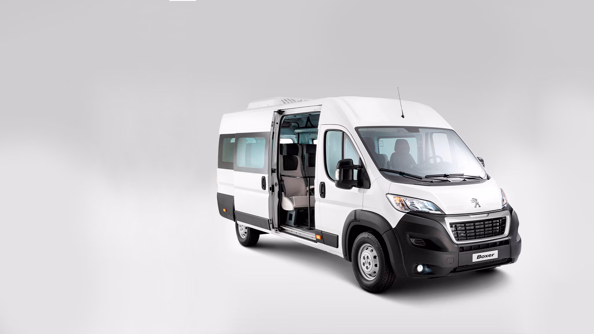 Peugeot Boxer Minibús
